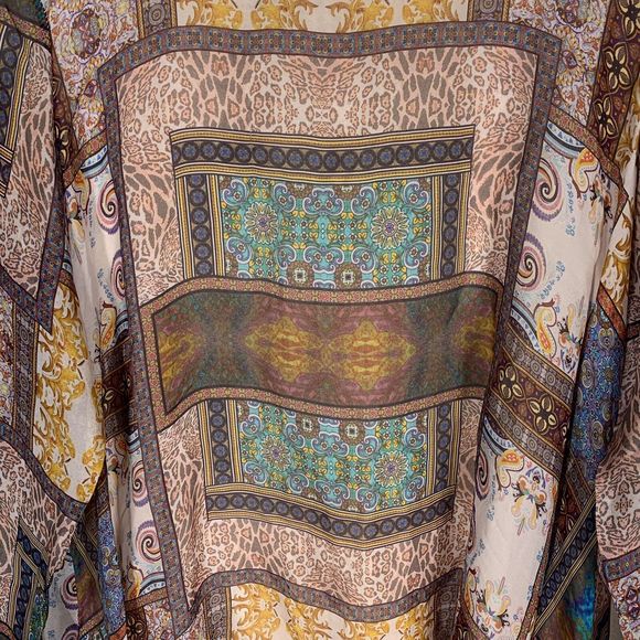 Moda Seta Italy Geometric Round Neck Sheer Flowy Top Blouse Womens Medium - Picture 4 of 13